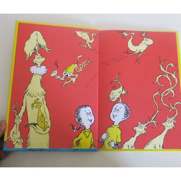 DR SEUSS One Fish Two Fish Red Fish Blue Fish Book Beginning Books 1960/1988 - Picture 4 of 8